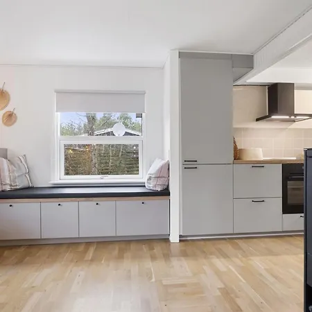 Elaina - 290m From The Sea By Interhome Dom wakacyjny
